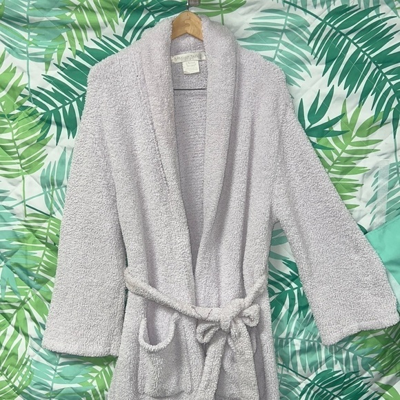 BAREFOOT DREAMS ROBE
CozyChic size 1 - Picture 4 of 10